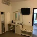 Pescasubacquea 公寓式酒店 3*