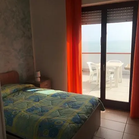 Pescasubacquea Hotel apartamentowy Crotone