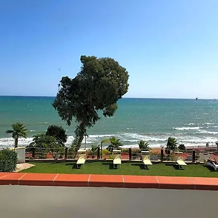 Pescasubacquea Hotel apartamentowy 3*