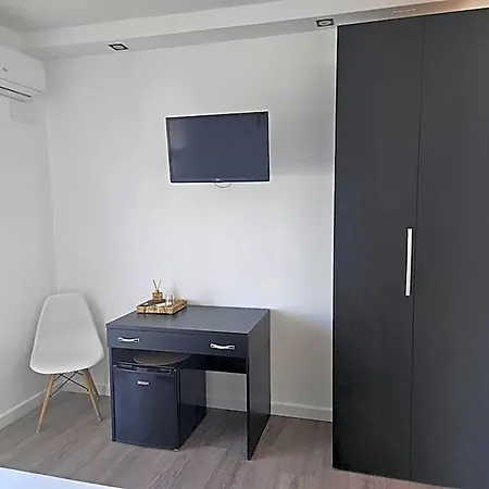 Hotel apartamentowy Pescasubacquea 3*